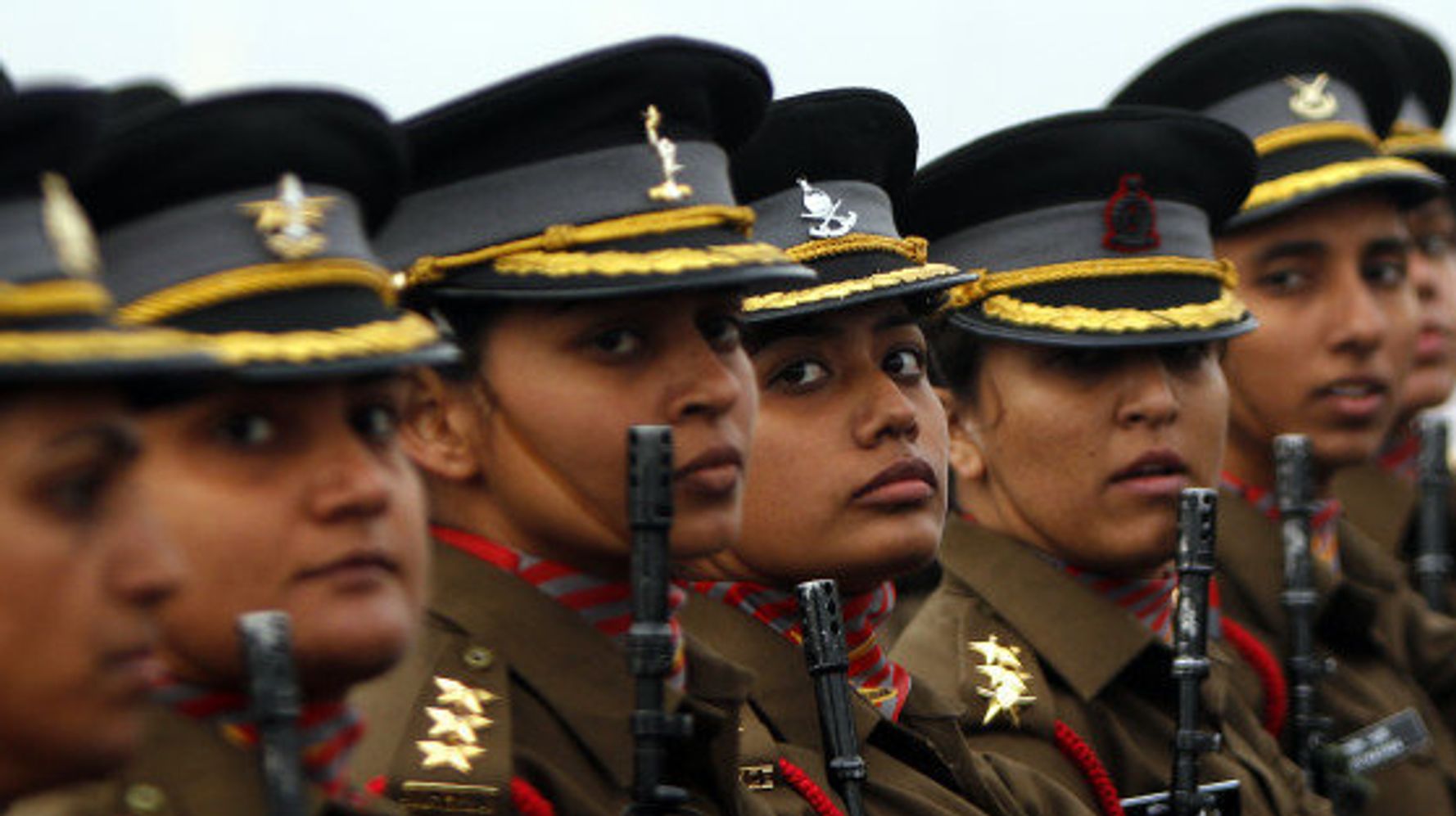 Woman Army Officer Alleges Sexual Harassment By Senior Huffpost Null 