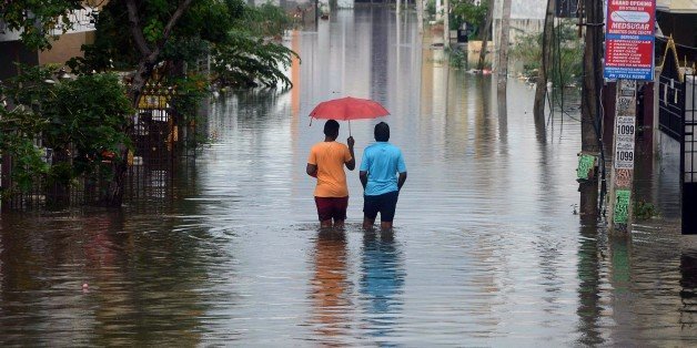 PHOTOS: Chennai Rain Causes Flooding, 71 Deaths | HuffPost Null