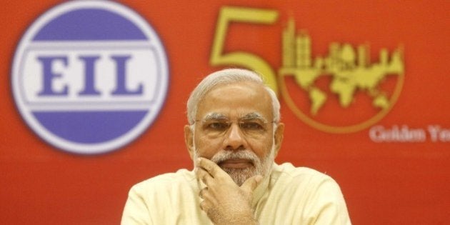 NEW DELHI, INDIA - MARCH 27: Prime Minister Narendra Modi addressing during the inaugural session of 'Urja Sangam 2015', a summit dedicated to energy, on March 27, 2015 in New Delhi, India. Modi said plans are afoot to provide piped gas connection to 1 crore households in the next four years from 27 lakh presently. He said about 2.8 lakh people from across the country had already given up LPG subsidy. He said this was an important contribution for the service of the poor. (Photo by Sanjeev Verma/Hindustan Times via Getty Images)