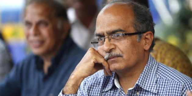 NEW DELHI, INDIA - APRIL 15: Dissident AAP leader Prashant Bhushan during a press conference at the Press Club of India on April 15, 2015 in New Delhi, India. Dissident AAP leaders said that Swaraj Samvad was neither a political party nor an NGO, clarifying that he and Prashant Bhushan were still a part of the Aam Aadmi Party. (Photo by Ajay Aggarwal/ Hindustan Times via Getty Images)