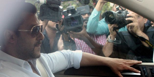 MUMBAI, INDIA - MAY 8: Bollywood actor Salman Khan arrives at sessions court for the bail bond for the hit and run case on May 8, 2015 in Mumbai, India. Bollywood superstar furnished a bail bond of Rs 30,000 in the Mumbai Sessions Court, before returning to his Bandra home. (Photo by Arijit Sen/Hindustan Times via Getty Images)