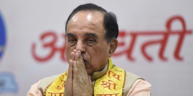 NEW DELHI, INDIA - JANUARY 9: BJP leader Subramanian Swamy during a seminar on the construction of Ram Temple in Ayodhya where he asserted that nothing will be done forcibly or against the law, at Delhi Universitys North Campus, on January 9, 2016 in New Delhi, India. Swamy also claimed former Prime Minister Rajiv Gandhi had supported the temple and asked the Congress to do the same. (Photo by Sonu Mehta/Hindustan Times via Getty Images)