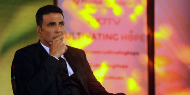 Indian Bollywood actor Akshay Kumar attends NDTV & Piramal Foundations launch of the campaign of 'Cultivating Hope' in Mumbai on December 15, 2015. AFP PHOTO/Sujit Jaiswal / AFP / SUJIT JAISWAL (Photo credit should read SUJIT JAISWAL/AFP/Getty Images)
