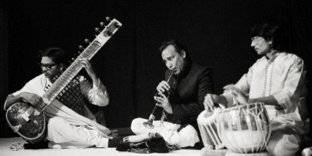 Pandit Shivanath Mishra, sitarUstad Khadim Ali Khan, shanaiPandit Prakash Maharaj, tablaMusic Ensemble of Benares, classical indian musicgermany, 1983Olympus OM-1 f1.8/50mm Ilford HP5 400ASA