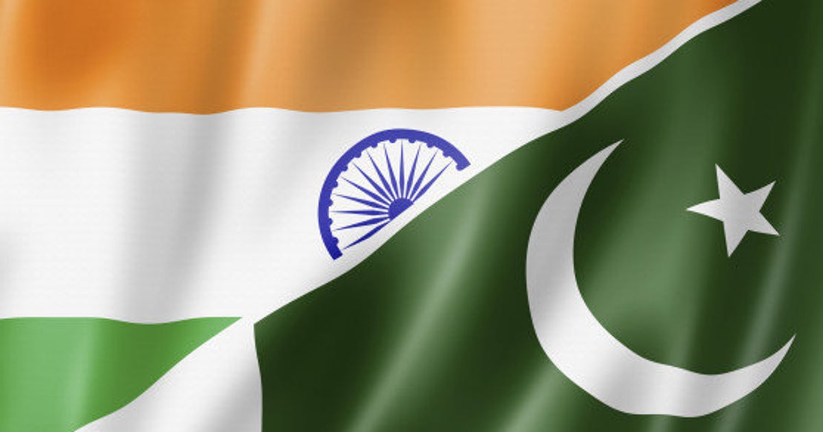 87 Indian Prisoners Freed By Pakistan Cross Into India Huffpost News
