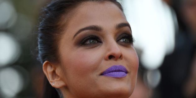Indian actress Aishwarya Rai poses as she arrives on May 15, 2016 for the screening of the film 'Mal de Pierres (From the Land of the Moon)' at the 69th Cannes Film Festival in Cannes, southern France. / AFP / ANNE-CHRISTINE POUJOULAT (Photo credit should read ANNE-CHRISTINE POUJOULAT/AFP/Getty Images)