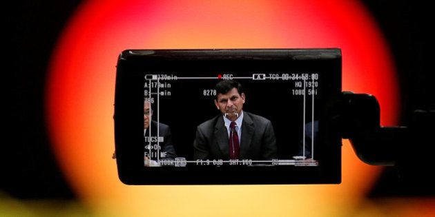 Reserve Bank of India (RBI) Governor Raghuram Rajan is seen in a TV camera's viewfinder as he attends a news conference after the bimonthly monetary policy review in Mumbai, India, June 7, 2016. REUTERS/Danish Siddiqui/File photo