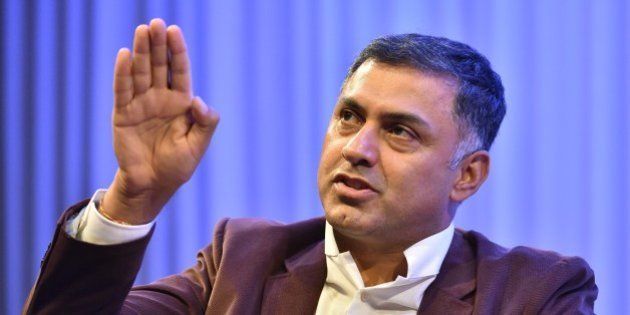 Nikesh Arora, SoftBank Group Corp. President and COO, speaks during the SoftBank Academia Special Lecture with Chairman and CEO Masayoshi Son in Tokyo on October 22 , 2015. AFP PHOTO / KAZUHIRO NOGI (Photo credit should read KAZUHIRO NOGI/AFP/Getty Images)