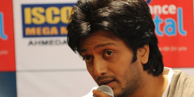 Indian Bollywood actor Riteish Deshmukh speaks during a promotion of his film 'Kyaa Super Kool Hain Hum ' in Ahmedabad on July 26, 2012. AFP PHOTO / Sam PANTHAKY (Photo credit should read SAM PANTHAKY/AFP/GettyImages)