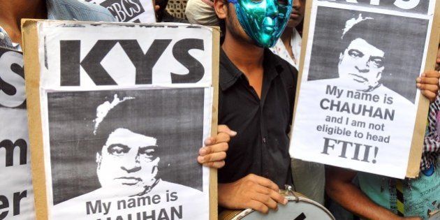 JANTER MANTER, DELHI, INDIA - 2015/08/03: Indian students from the Film and Television Institute of India (FTII), along with other student activists, chant slogans during a protest against the appointment of Gajendra Chauhan as the chairman of the FTII, in New Delhi. Protesters are demanding the removal of Chauhan, who they say is not qualified for the post but was given the position due to political reasons, and have been boycotting their classes at the institute over the issue since June 12. (Photo by Hemant Rawat/Pacific Press/LightRocket via Getty Images)