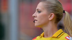 Entrevistei a bandeirinha Fernanda Colombo. Os outros só queriam saber se ela era