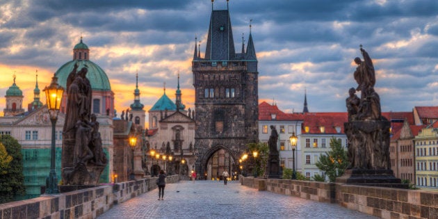Praga é a cidade mais linda da Europa.