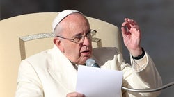 Como o papa Francisco está fazendo uma
