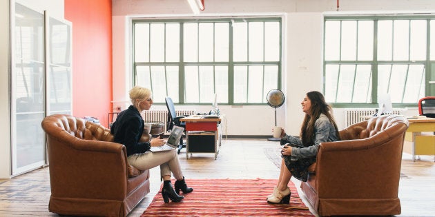 Enviar uma mensagem de agradecimento após uma entrevista de emprego pode ajudá-lo a conseguir a vaga.