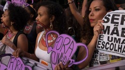 Criminalizar o aborto não salva vidas, mas mata