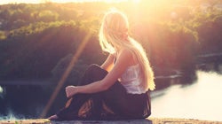 Tenho 30 anos, sou solteira e feliz. E isso me