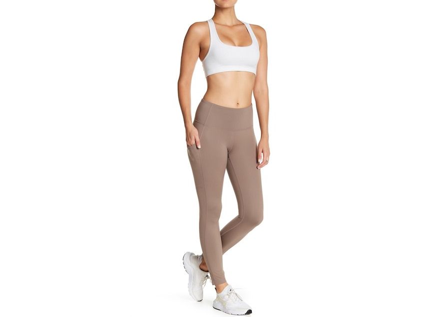 13 Yoga Pants With Pockets That'll Make Your Workout SO Much Better