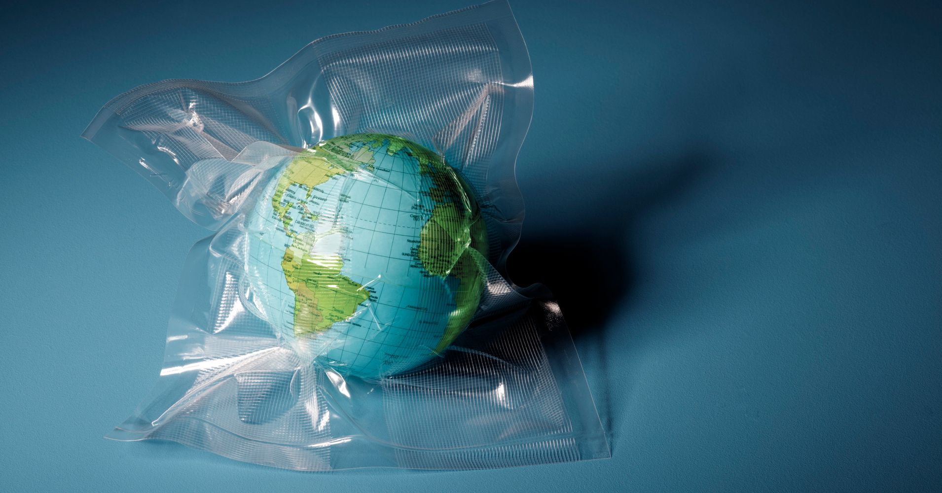 World full. Plastics and the environment арт. Экология смарт пластик. Экология с м а р т пластик. Plastic Future.