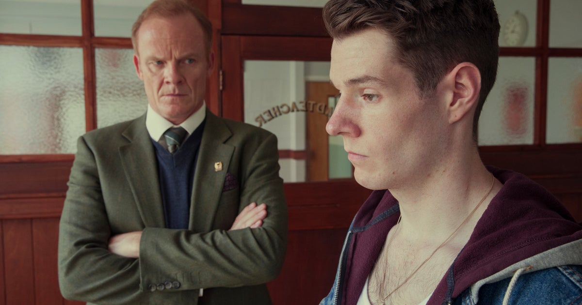 Connor Swindells Alistair Petrie 11 Things We Learned About 'Sex Education’ From Its Stars Connor
