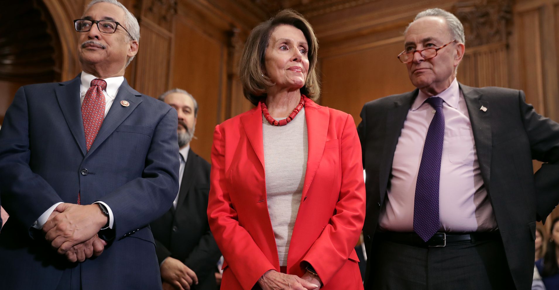 House Democrats Propose 15 Minimum Wage With New Majority Huffpost