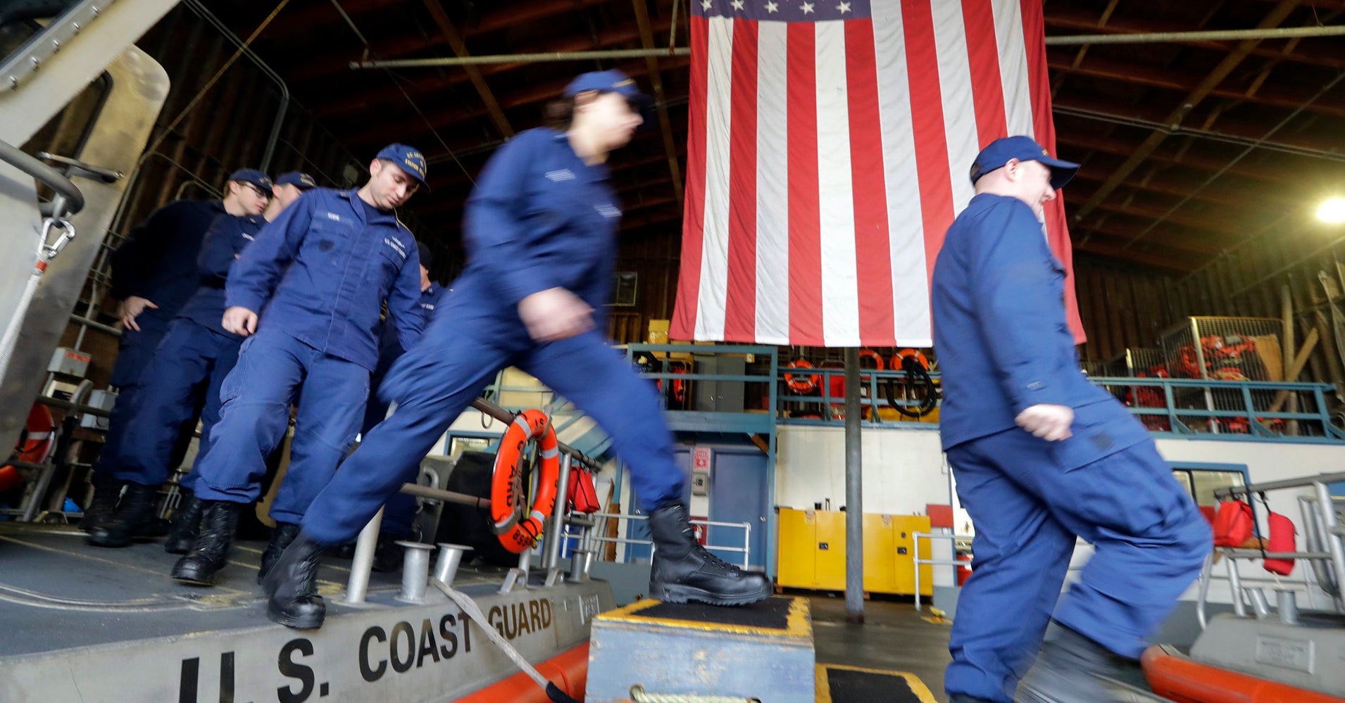 Former Coast Guard Officers Slam Washington As ‘Derelict’ In Not Ending
