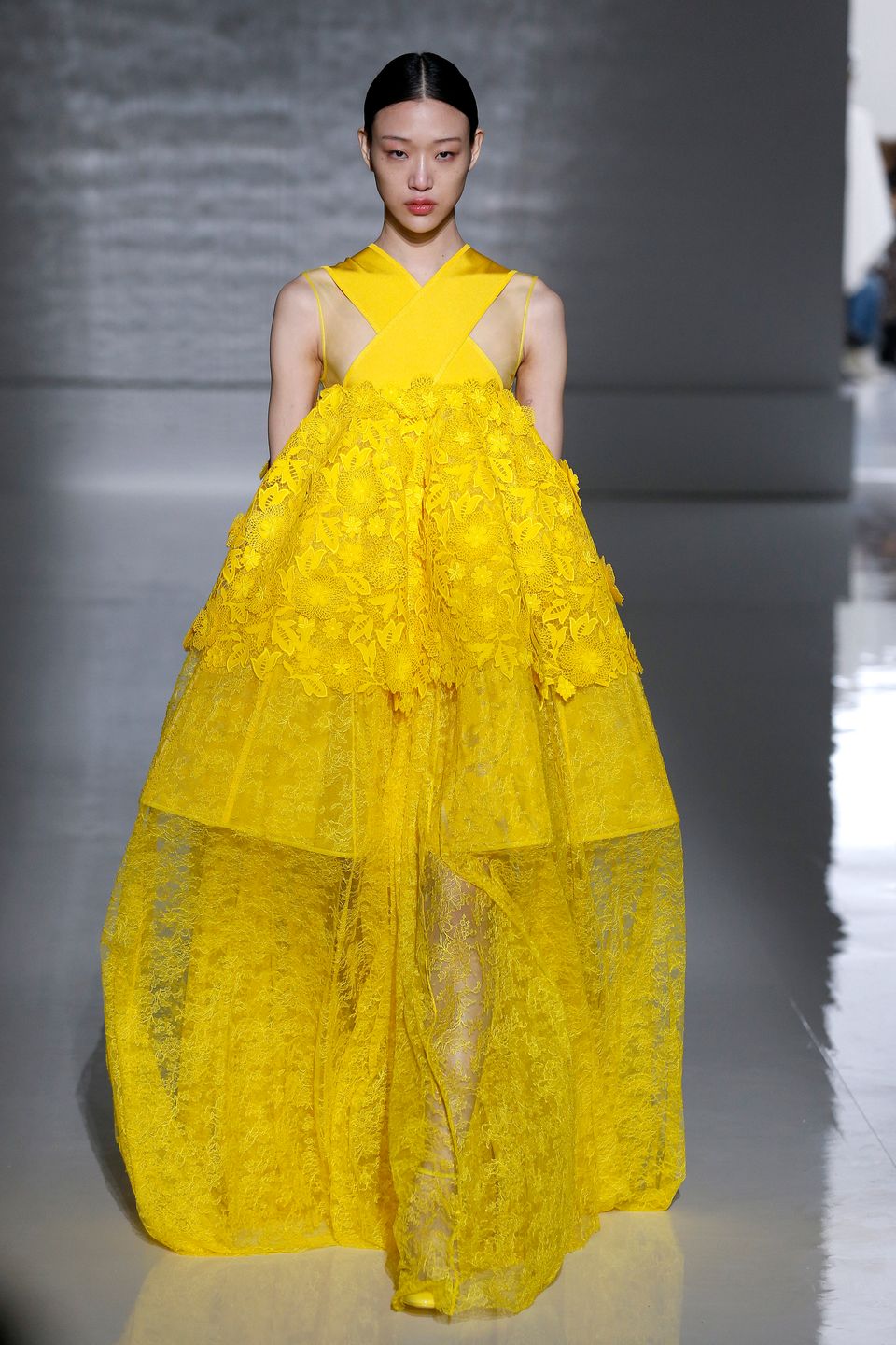 The Paris Couture Spring 2019 Fashion Shows, In 50 Beautiful Photos ...