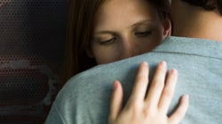 Die eine Sache, die Männer mehr wollen als Sex – und warum Frauen sie ihnen oft nicht geben