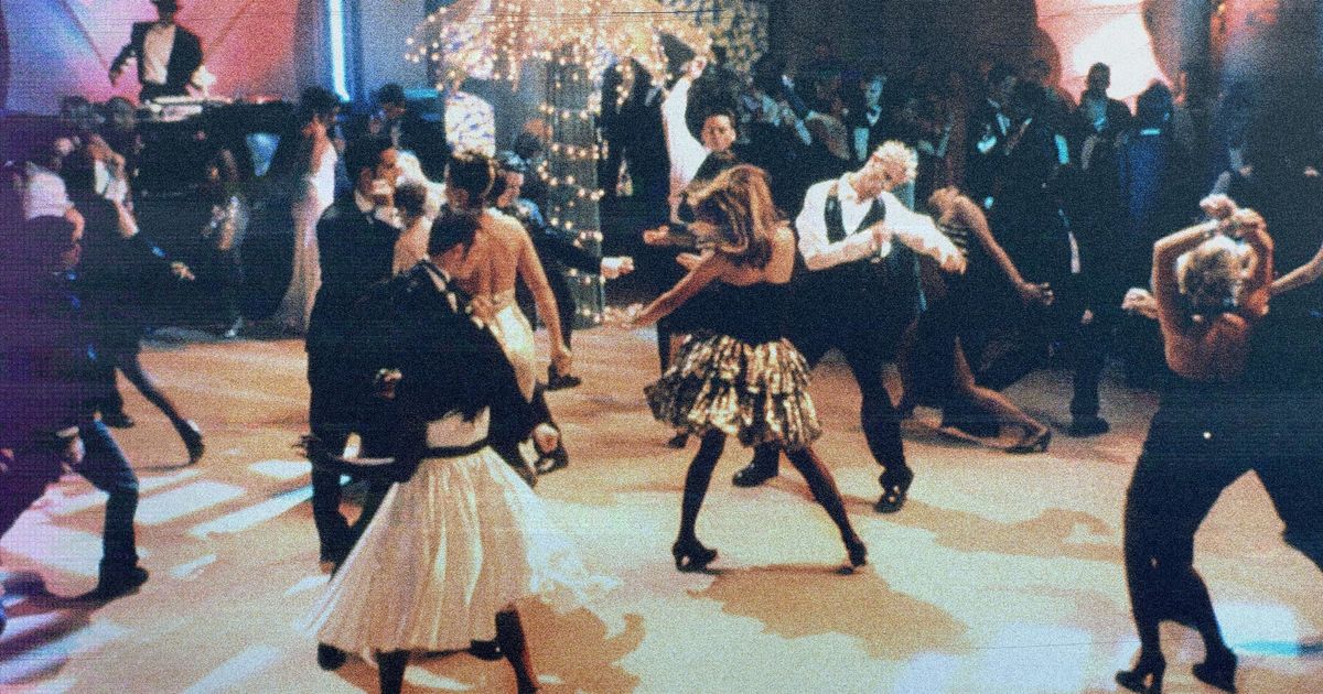 1200px x 630px - The Dance Scene No One Wanted: An Oral History Of The 'She's All That' Prom  | HuffPost Entertainment