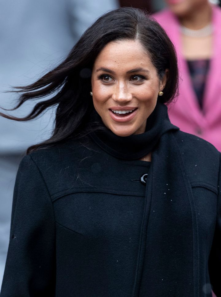 Meghan thanked the crowd for waiting in the cold to say hello.