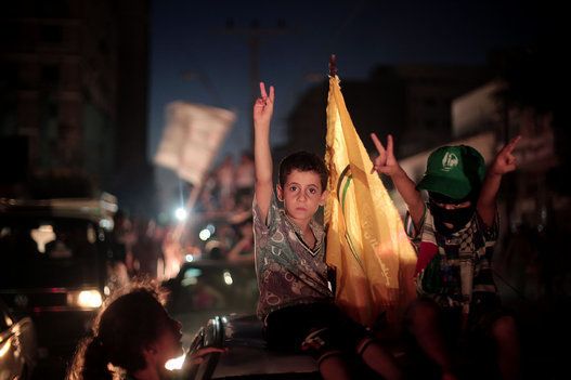 Palestinians celebrate Gaza ceasefire