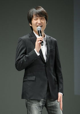 花嫁の父は結婚式を中断した もう1人の父親とバージンロードを歩くために ハフポスト Life 花嫁の父は結婚式を中断した もう1人の父親とバージンロードを歩くために ハフポスト Life