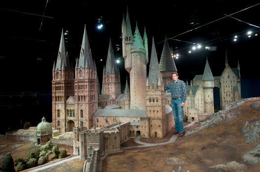 <a href="http://www.wbstudiotour.co.uk/the-tour-experience/explore#5-4" target="_hplink" role="link" class=" js-entry-link cet-external-link" data-vars-item-name="&#x30DB;&#x30B0;&#x30EF;&#x30FC;&#x30C4;&#x57CE;&#x306F;24&#x5206;&#x306E;1&#x306E;&#x30B5;&#x30A4;&#x30BA;&#x3067;&#x64AE;&#x5F71;&#x3055;&#x308C;&#x305F;" data-vars-item-type="text" data-vars-unit-name="5c5babace4b0e3ab95b05d59" data-vars-unit-type="buzz_body" data-vars-target-content-id="http://www.wbstudiotour.co.uk/the-tour-experience/explore#5-4" data-vars-target-content-type="url" data-vars-type="web_external_link" data-vars-subunit-name="before_you_go_slideshow" data-vars-subunit-type="component" data-vars-position-in-subunit="4">ホグワーツ城は24分の1のサイズで撮影された</a>