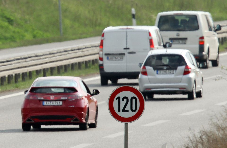 Verschiedene Maut-Bezahlsysteme