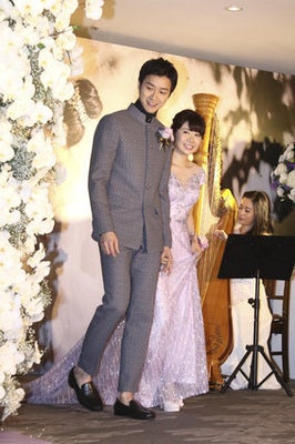 愛ちゃん めちゃめちゃ綺麗 福原愛がディズニー結婚披露宴 吉田沙保里や白鵬らが画像続々アップ ハフポスト News