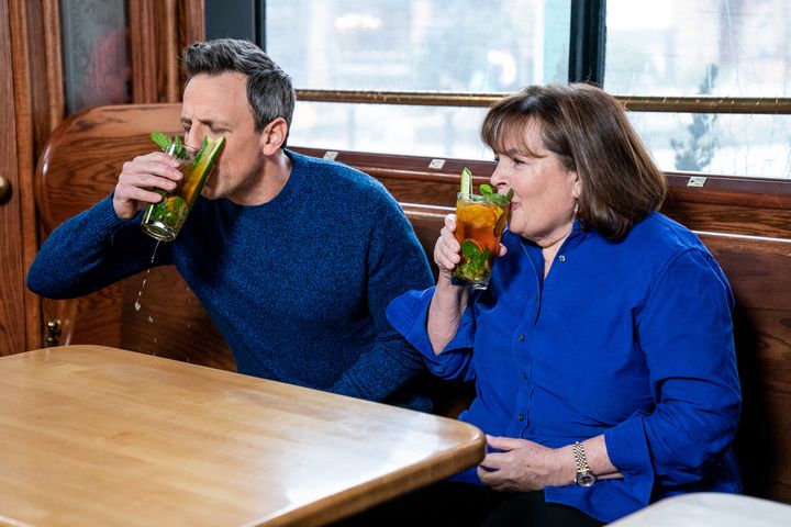 Seth Meyers and Ina Garten drink Pimm's Cups to start their afternoon.