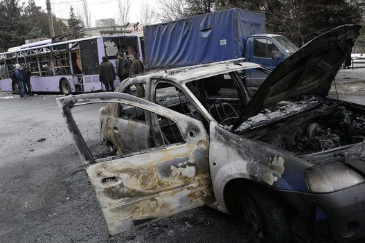 Bus Shelling Kills At Least 13 in Donetsk