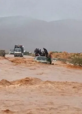 モロッコで大洪水 住宅など流され32人死亡 動画 画像 ハフポスト News