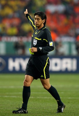 ワールドカップ開幕戦主審に選ばれた西村雄一さんってどんな人 ハフポスト News