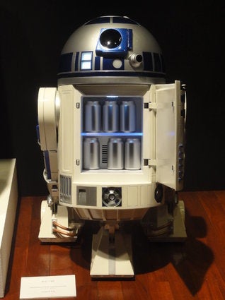 こいつ・・・動くぞ！ スター・ウォーズ「R2-D2」が冷蔵庫に（動画