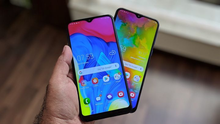 The Samsung Galaxy M10 (left) and the Galaxy M20 (right).