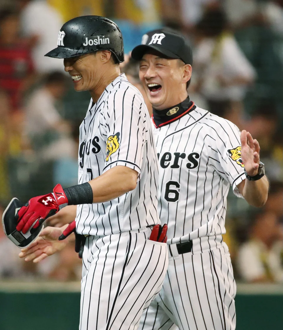 金本知憲監督が辞任へ。阪神での3年間の軌跡を写真で振り返る 金本知憲監督が辞任へ。阪神での3年間の軌跡を写真で振り返る