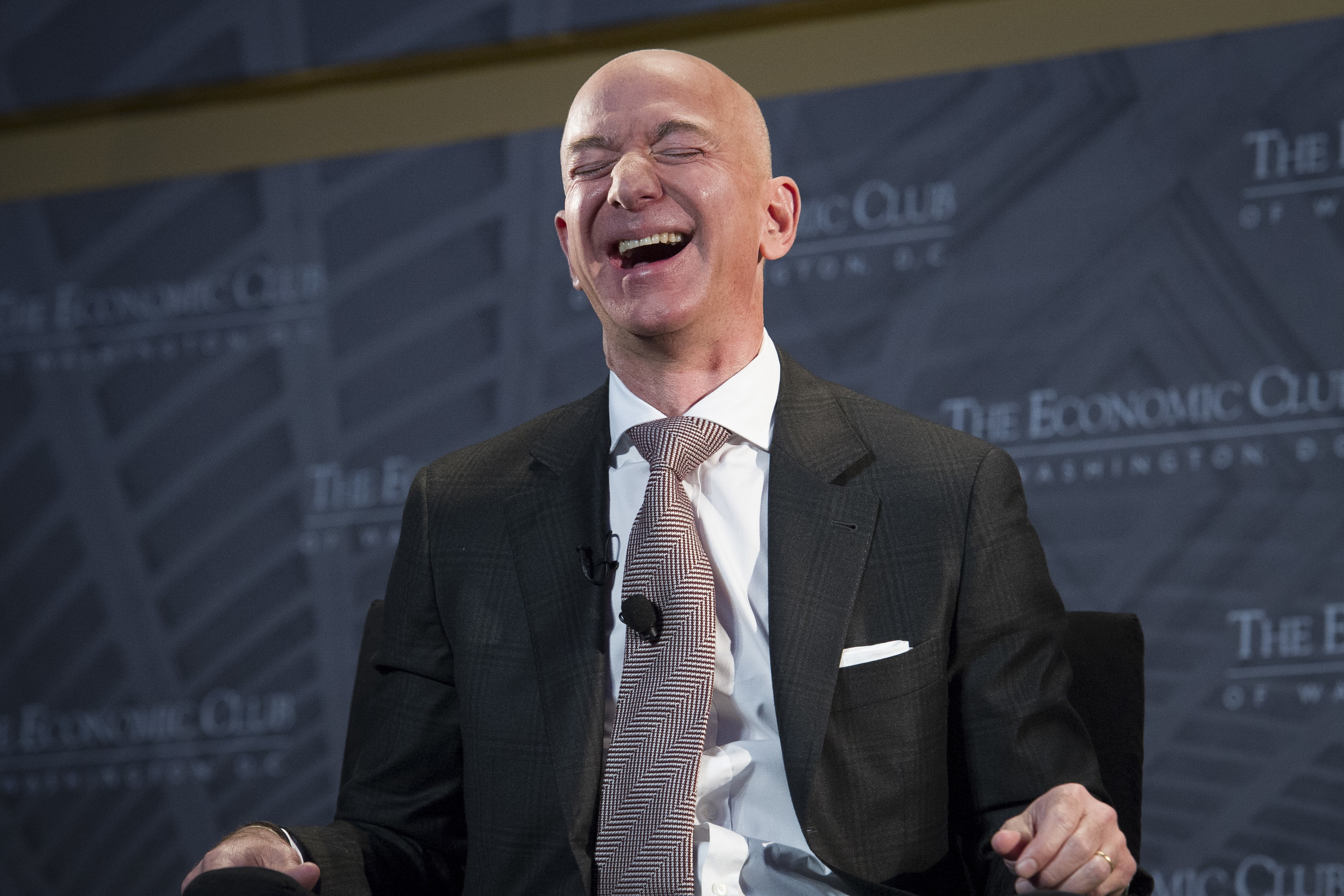 Federal Authorities Probe AMI For Handling Of Jeff Bezos Story: Reports ...