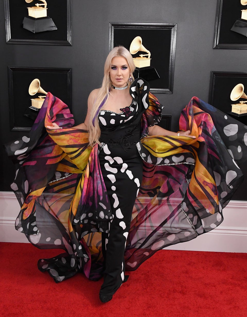 Grammy Fashion: Outrageous Outfits From Past Shows – Billboard