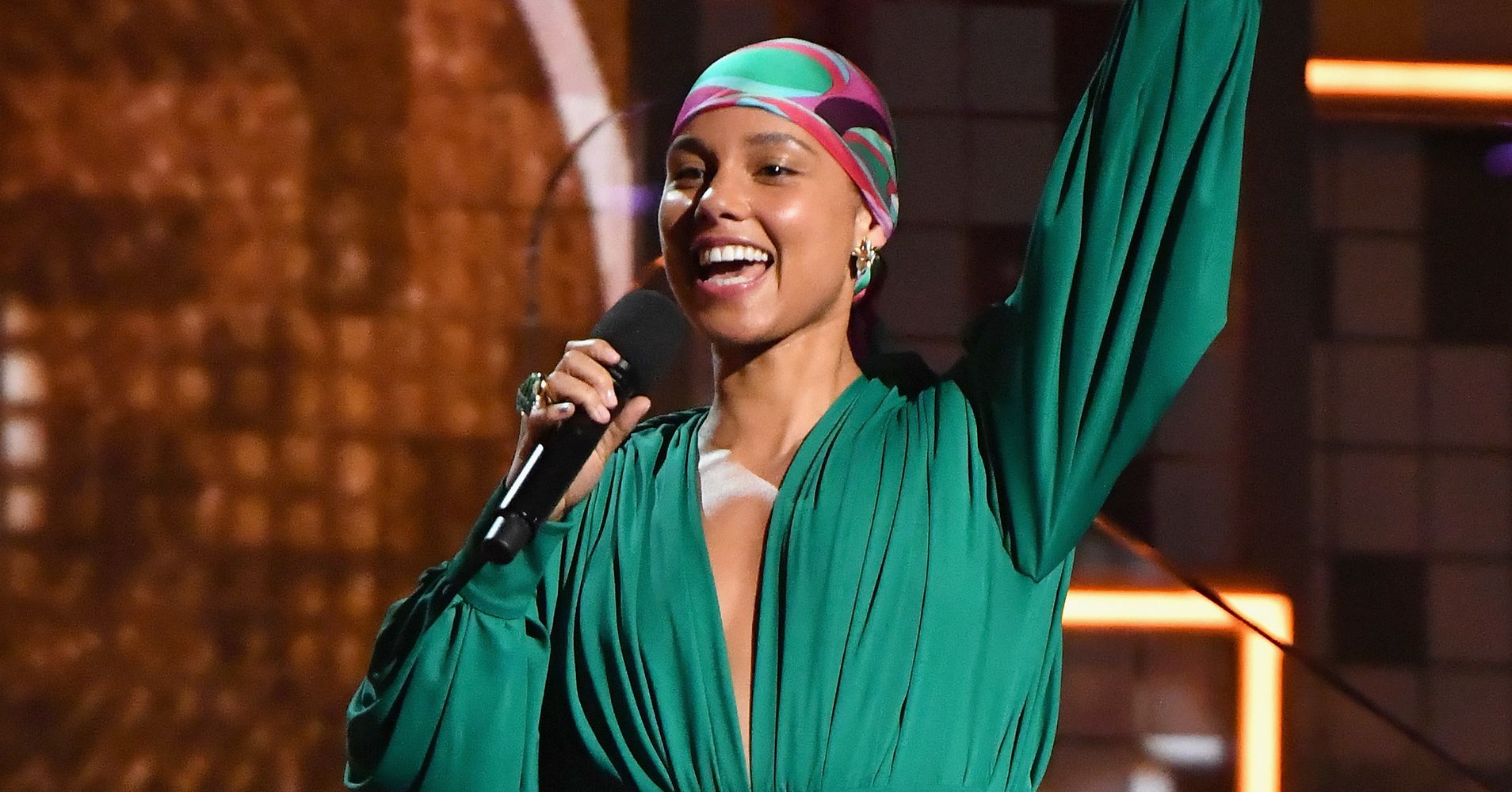 Twitter Is Fallin' For Alicia Keys As 2019 Grammys Host | HuffPost1907 x 1000