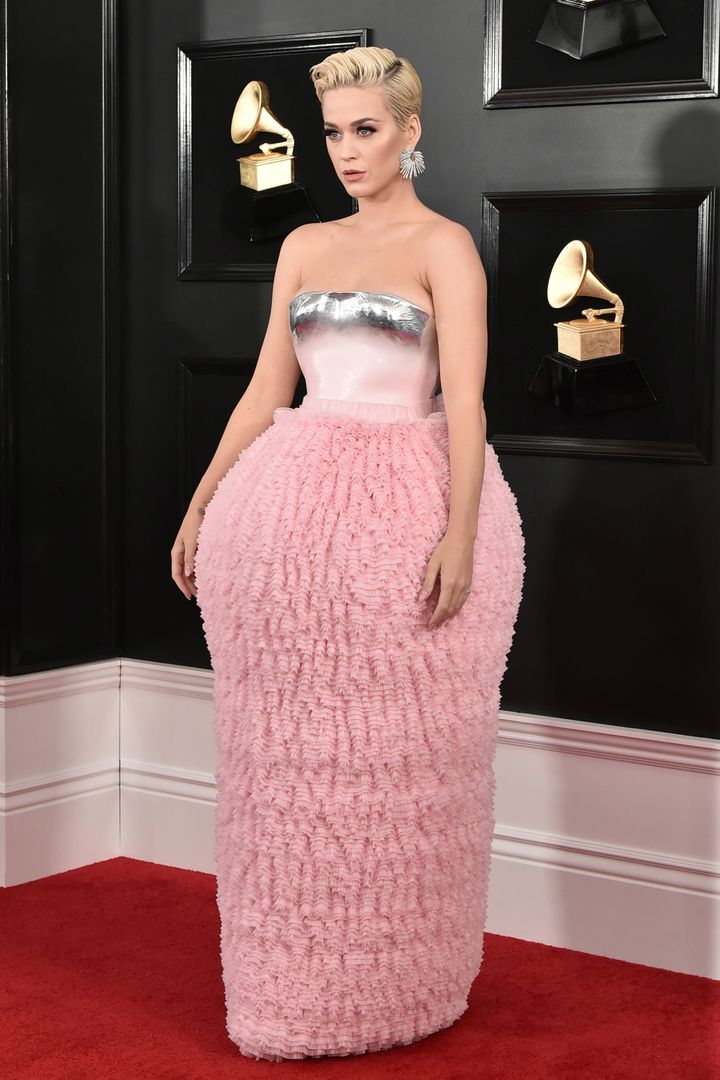 People Think Katy Perry's Pink Dress Looks Like Cotton Candy And Cake HuffPost Entertainment