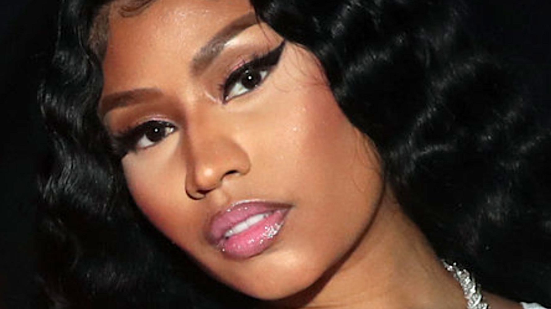 Nicki Minaj Pulls Out Of Concert After Bet Disses Her In Cardi B Tweet Huffpost Entertainment