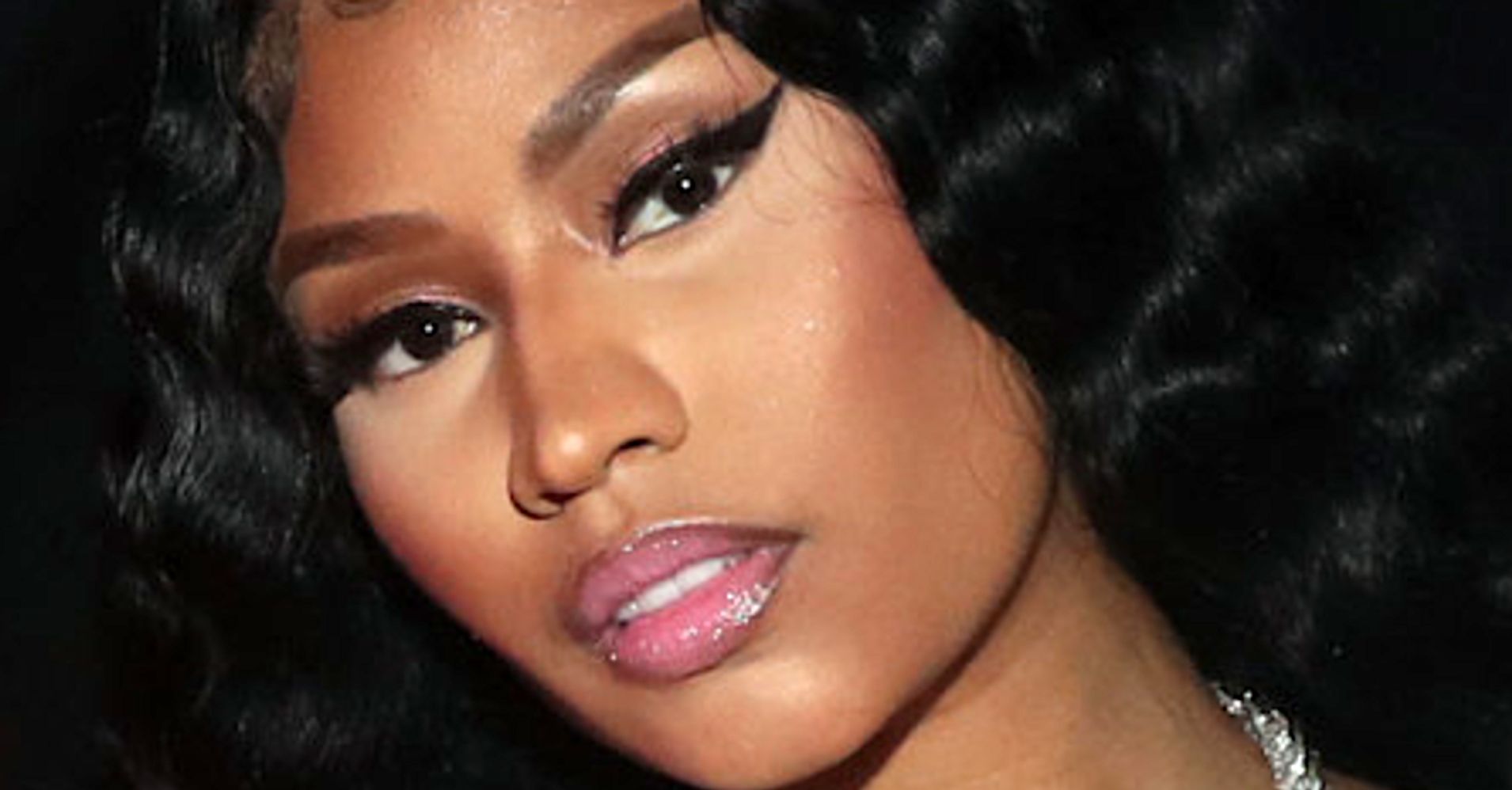 Nicki Minaj Pulls Out Of Concert After Bet Disses Her In Cardi B Tweet Huffpost 1811