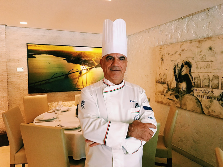 O chef Rosario Tessier, italiano mais premiado na gastronomia brasiliense.