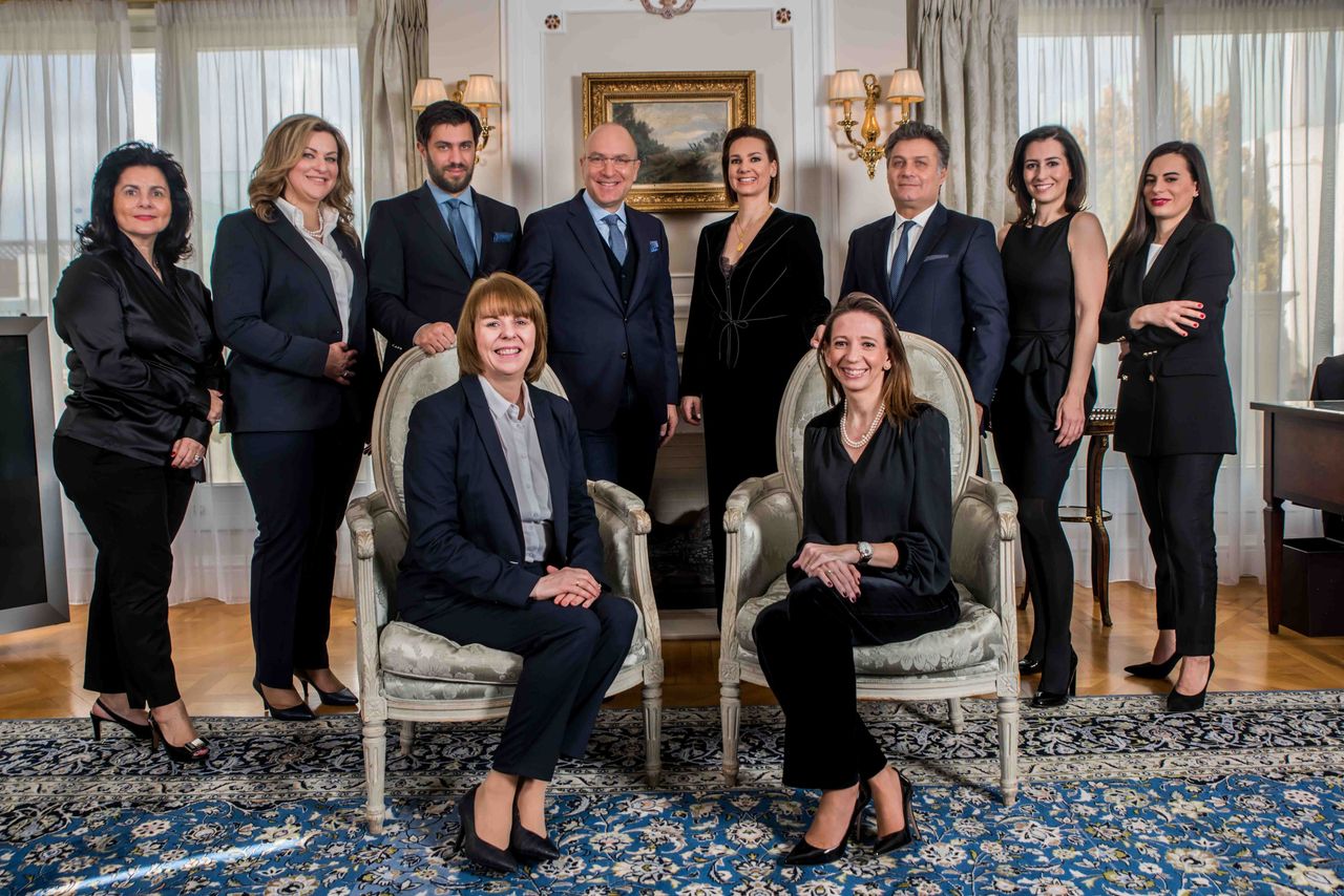 Greece Sotheby's International Realty team... οι άνθρωποι του οίκου Sotheby's στη χώρα μας.