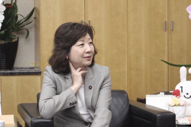 産めなくても 親になっていい 50歳で息子を産んだ野田聖子さんが伝えたいこと ハフポスト